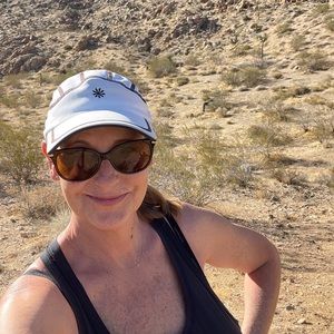 Meet your Posher, Teri